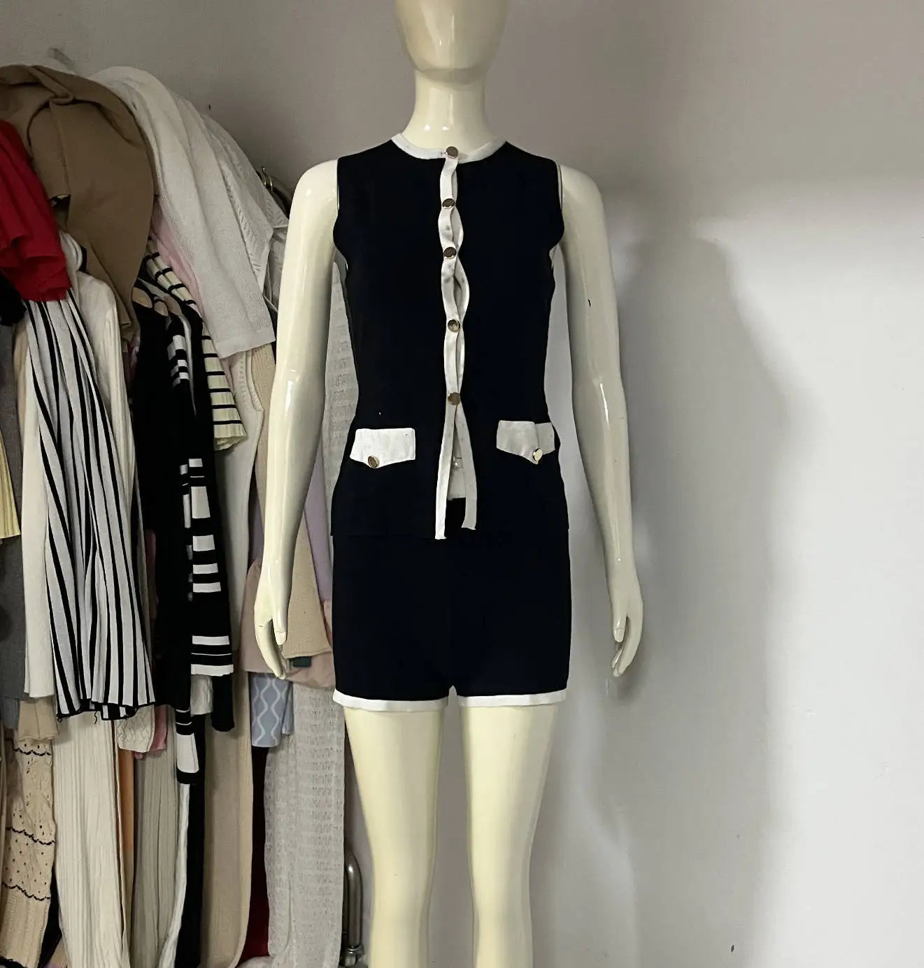 Elegant Two Set Piece