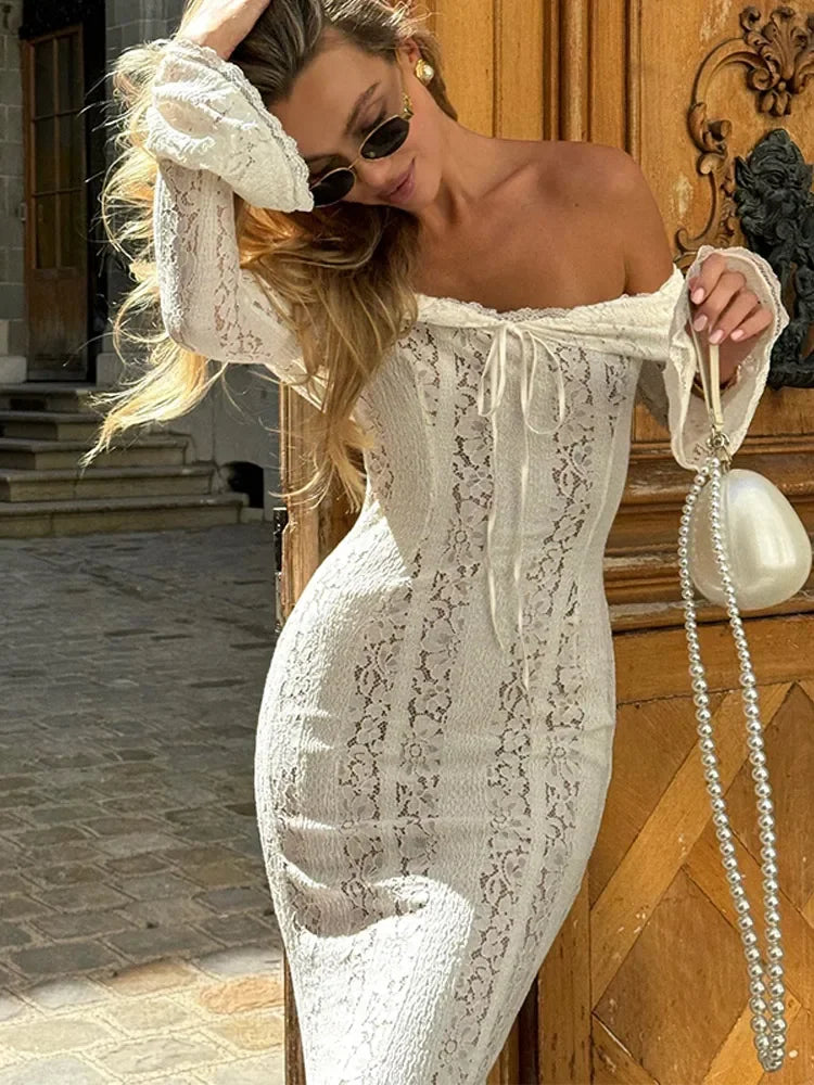 Ivory Lace Mermaid Dress - Off-Shoulder & vintage style